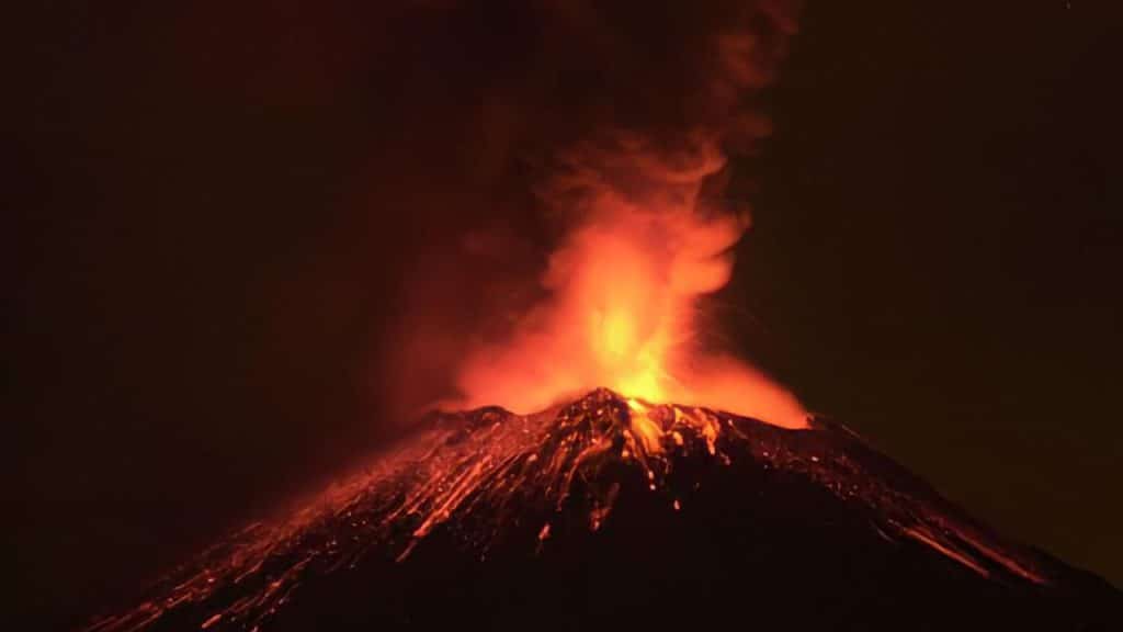 Tragedia en Indonesia por la erupción del volcán Lewotobi Laki-Laki